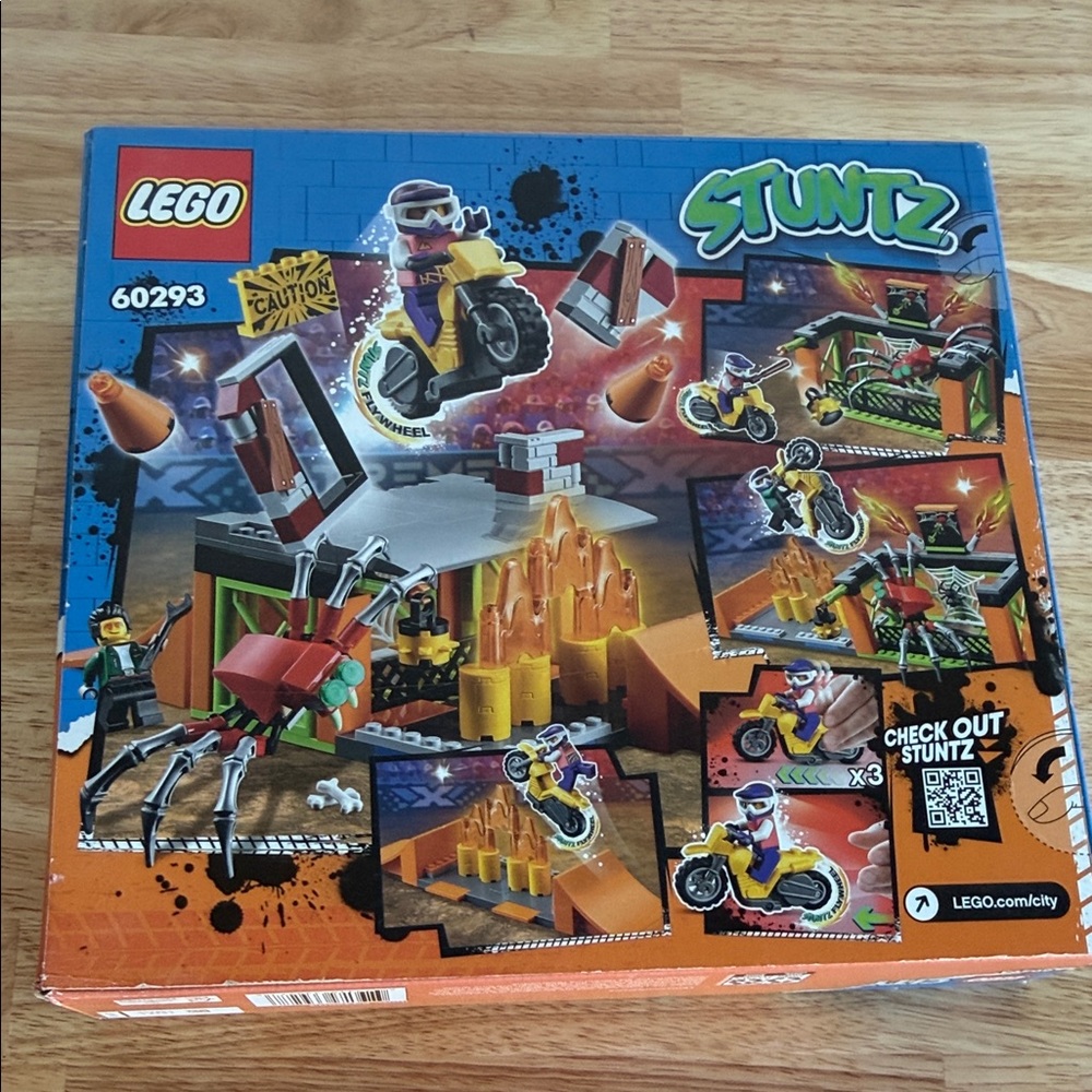 LEGO Stuntz Action Set with Red and Black